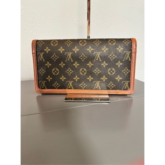 Authentic Louis Vuitton Pochette Dame GM - Picture 4 of 7